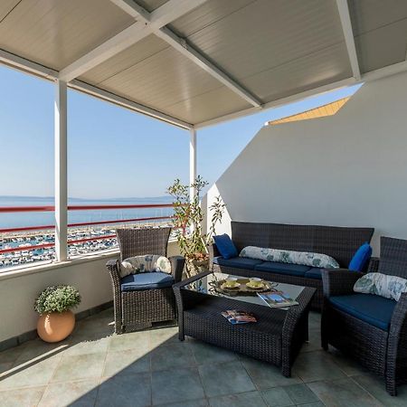 Apartament Seaside Penthouse With Hot Tub Sky Living Split Zewnętrze zdjęcie