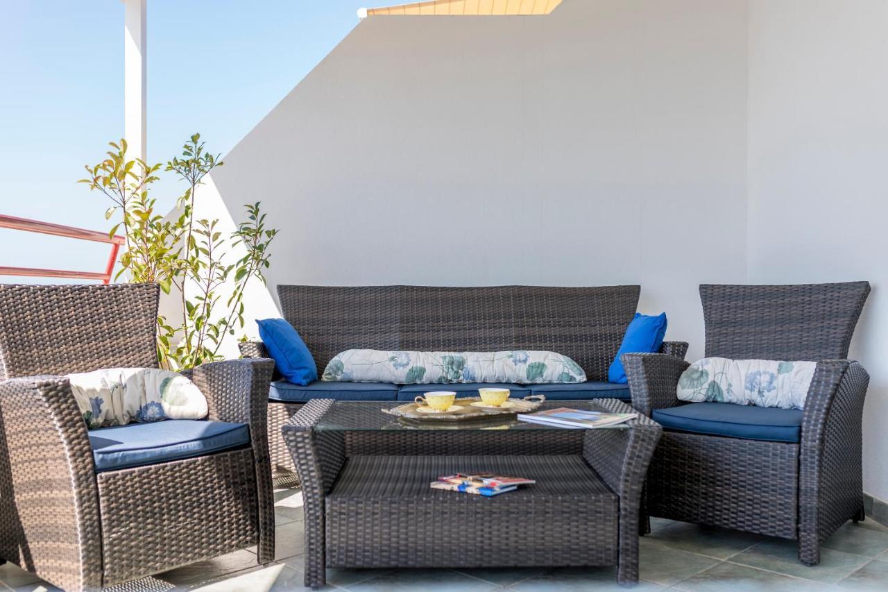 Apartament Seaside Penthouse With Hot Tub Sky Living Split Zewnętrze zdjęcie