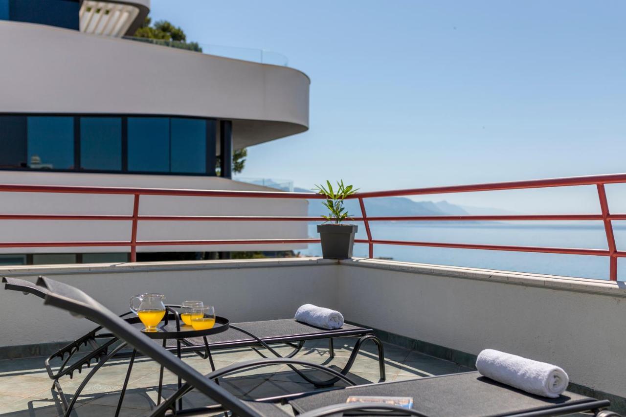 Apartament Seaside Penthouse With Hot Tub Sky Living Split Zewnętrze zdjęcie