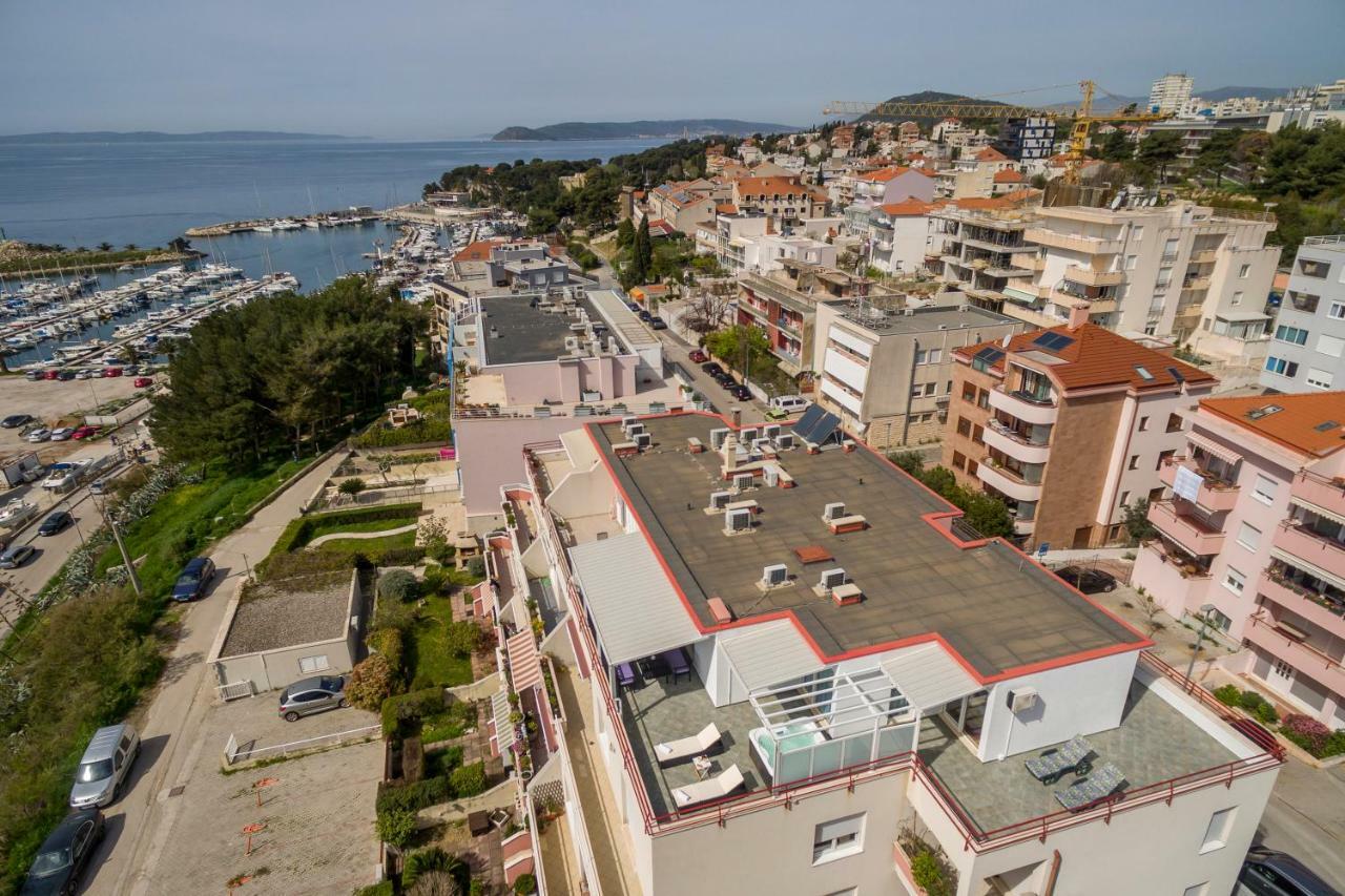 Apartament Seaside Penthouse With Hot Tub Sky Living Split Zewnętrze zdjęcie